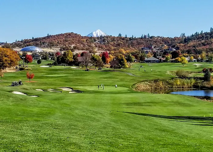 Resort At Eagle Point Golf Club Lodging
